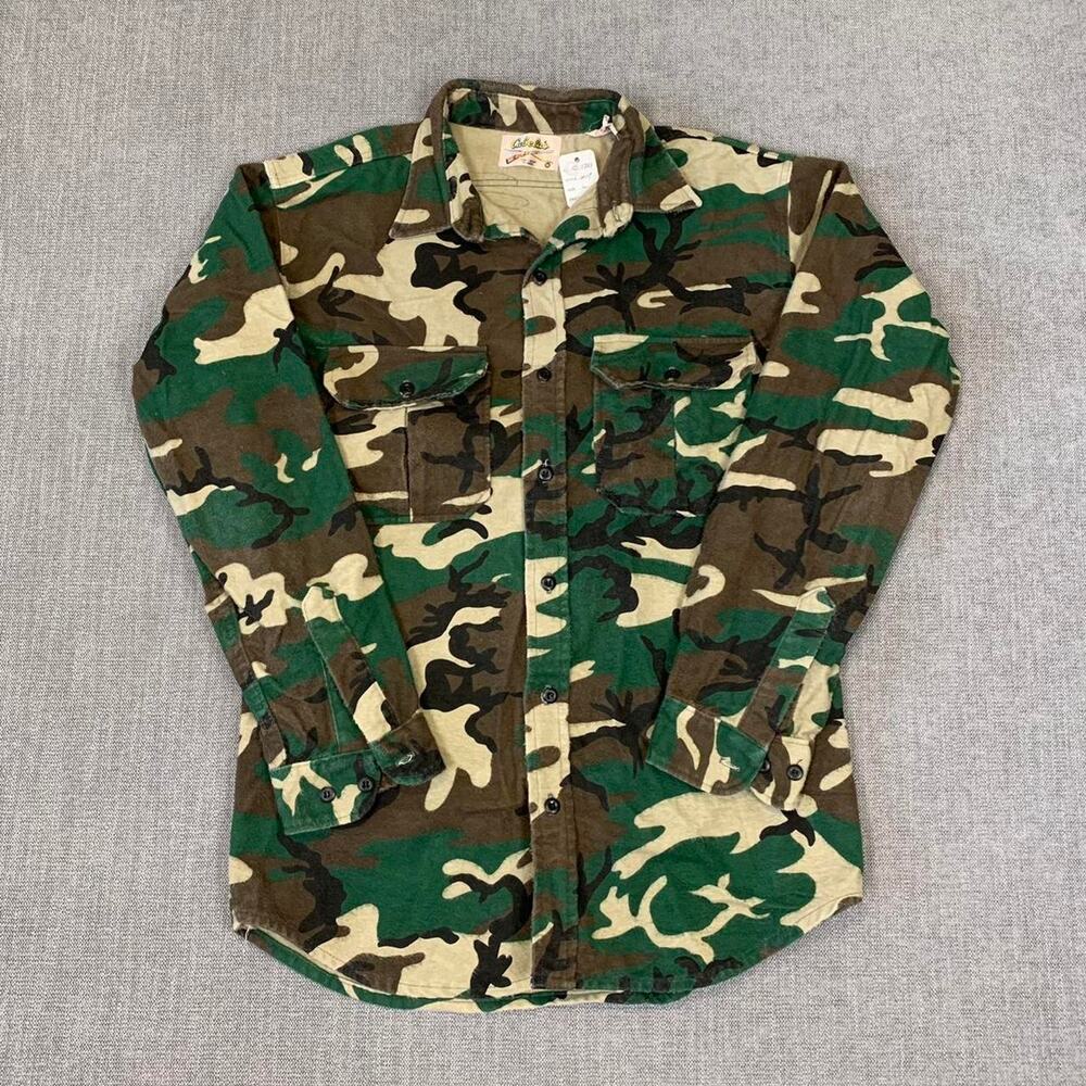 Vintage Cabela's Woodland Camo button up flannel shirt